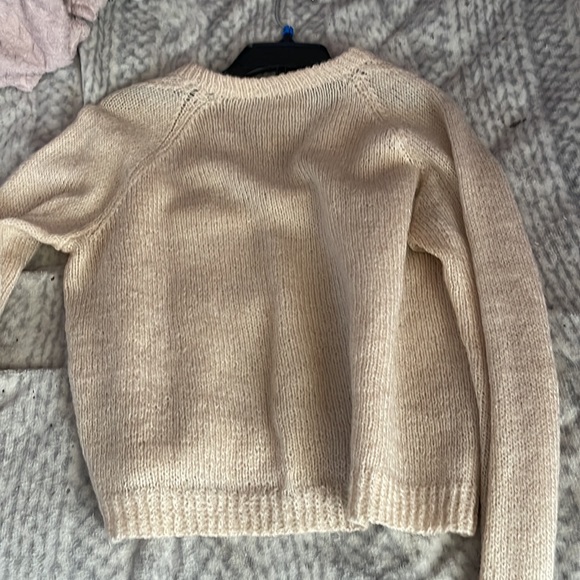 sweater - Picture 2 of 2
